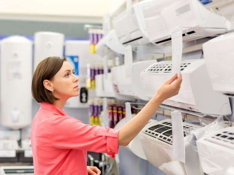 Hãy chắc chắn rằng bạn đã kiểm tra kỹ các bộ phận của máy lạnh trước khi mua
